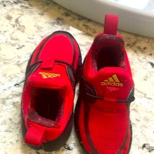Boys toddler adidas sz 8 tennis shoes